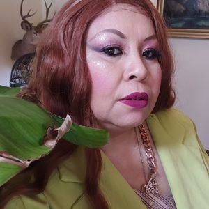 Meet your Posher, Carol